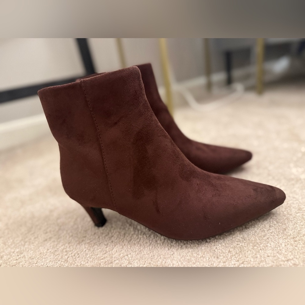 Universal Thread NWT Black Ankle Boot - Picture 2 of 9